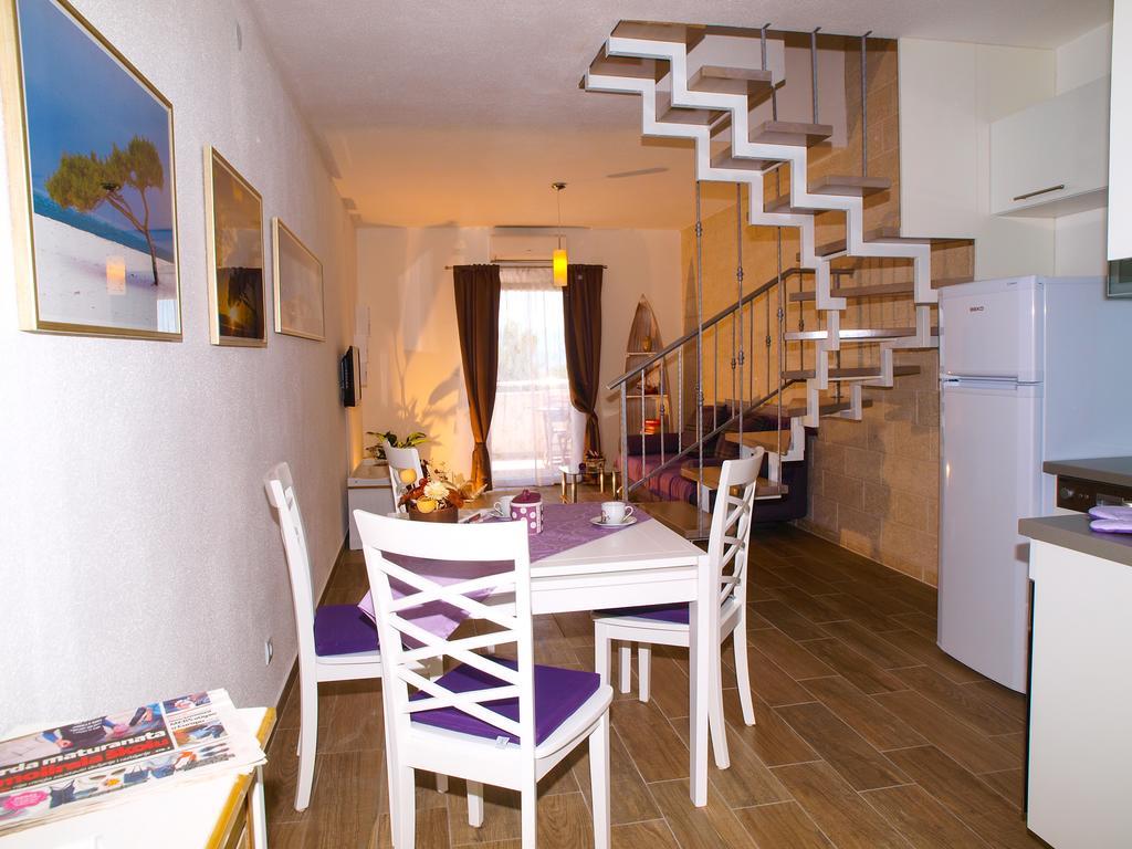 Apartments House Durdica Бол Стая снимка