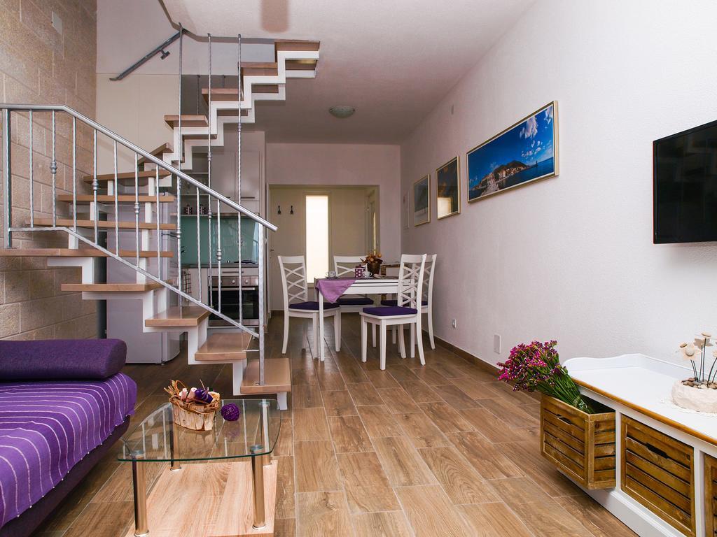 Apartments House Durdica Бол Стая снимка